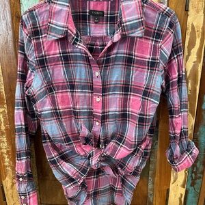 NWOT…Talbots Pink, Blue, Black and Silver Metallic Plaid Button-Up Shirt